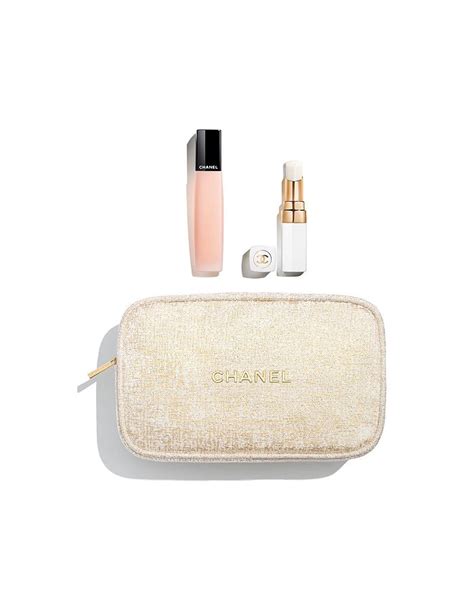 on the go moisture set chanel|ON.